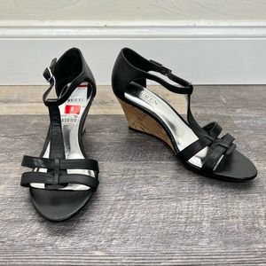 Ralph Lauren black wedged heel strappy sandals shoes size 8 B130